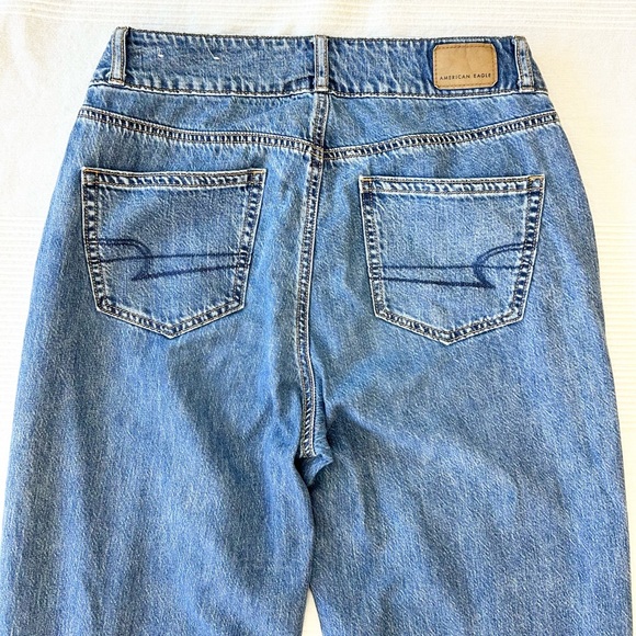 American Eagle Relaxed Mom Jeans - Picture 8 of 12